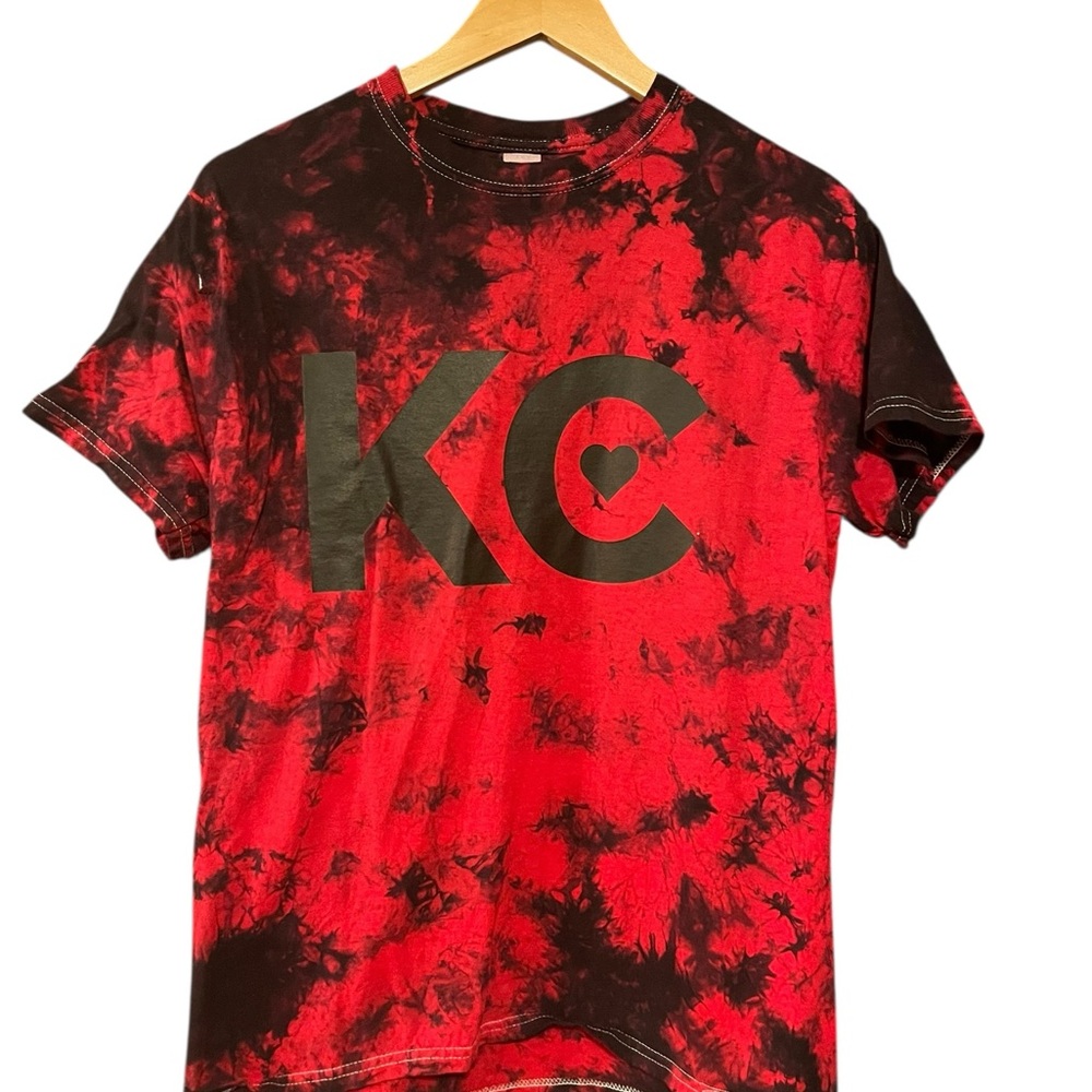 Women’s KC ❤️💛 T-Shirt - Picture 2 of 2